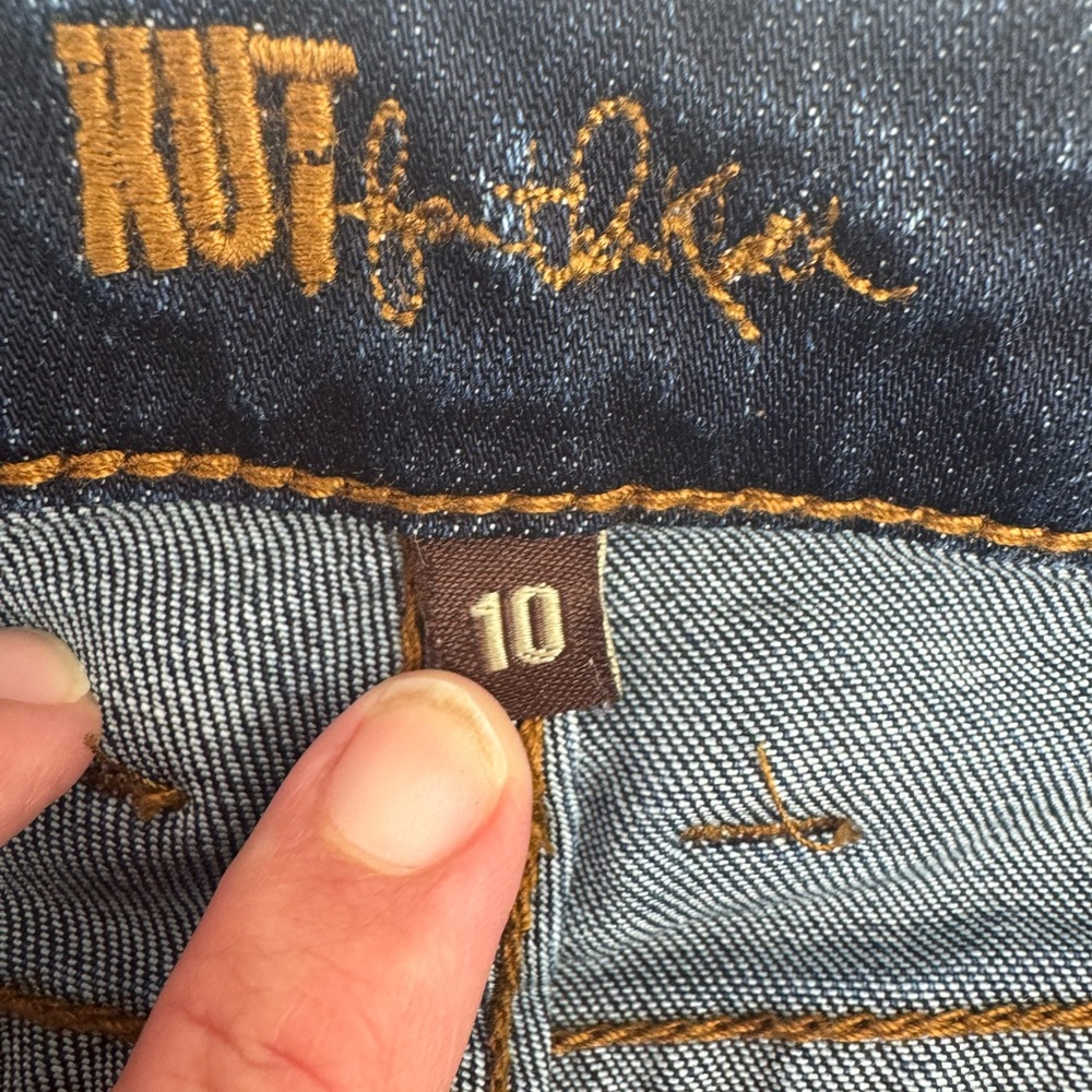Kut from the Kloth Women’s Catherine dark blue jeans size 10 - Picture 8 of 8